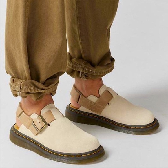 New Dr. Martens Jorge II Slingbacks Mule Sandal Shoes Suede Tan Biege Buckle - Picture 14 of 14